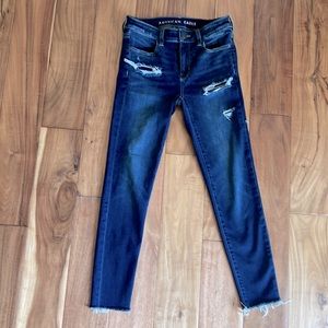American Eagle Jeggings size 2 cropped/short